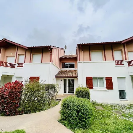 F2 Avec Piscine Et Parking A - Fr-1-495-36 Cambo-les-Bains